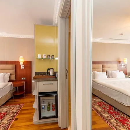 Blue Gilroy 3* İstanbul