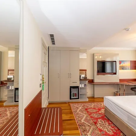 Blue Gilroy 3* İstanbul