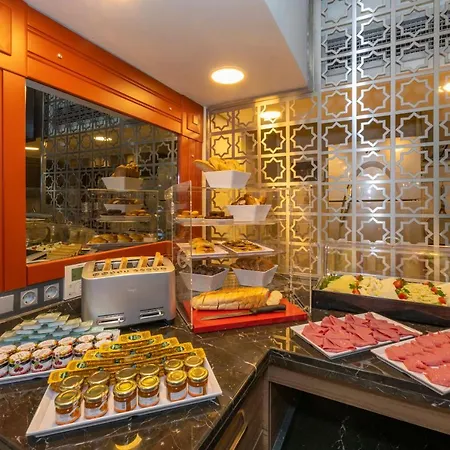 Blue Gilroy 3* İstanbul