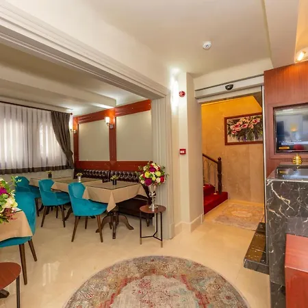 Hotel Blue Gilroy