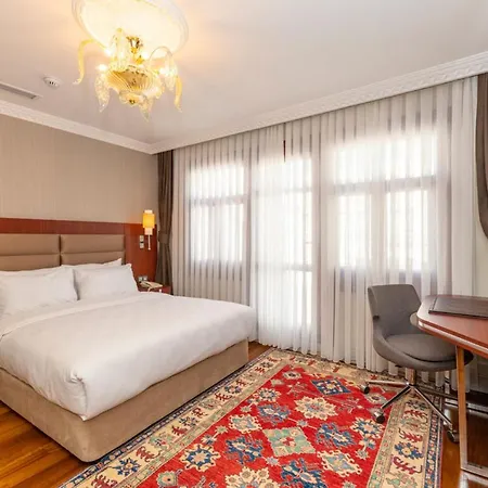 Blue Gilroy 3* 이스탄불