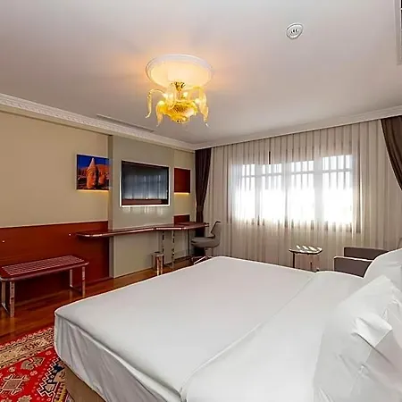Hotel Blue Gilroy 3*