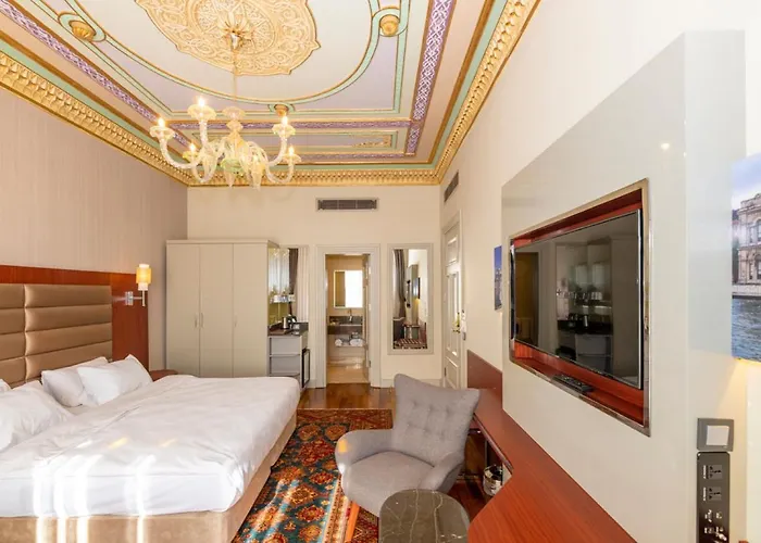 Blue Gilroy Hotell 3*