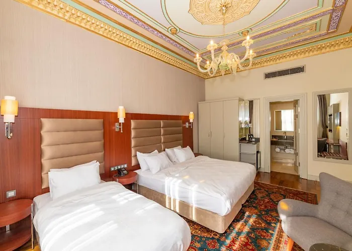 Blue Gilroy Hotell 3*