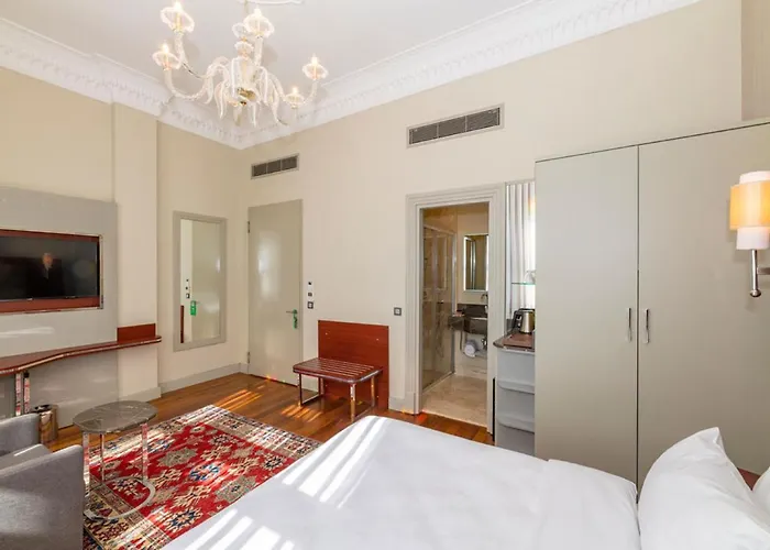 Blue Gilroy 3* Istanbul